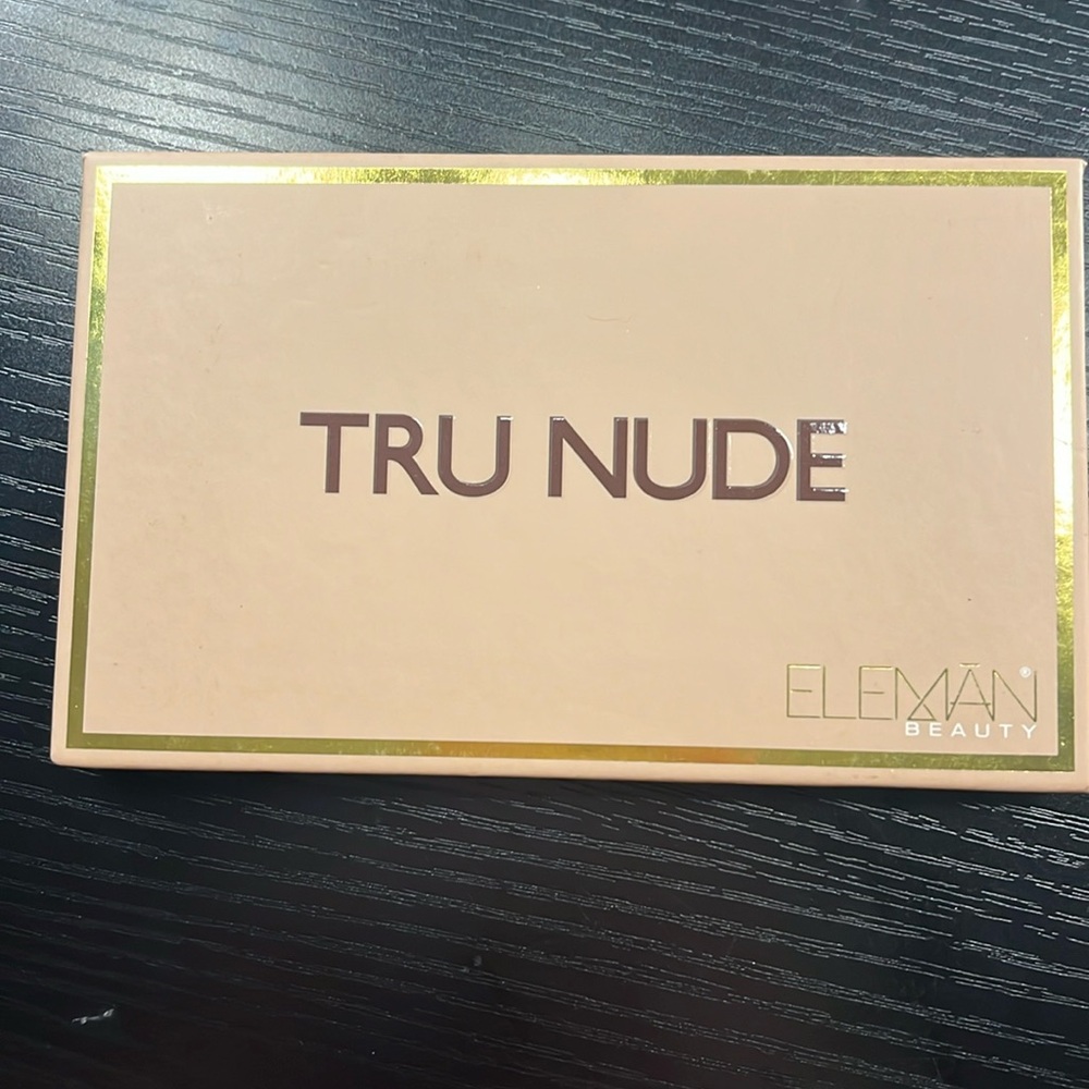Tru Nude Eleman Beauty eyeshadow palette